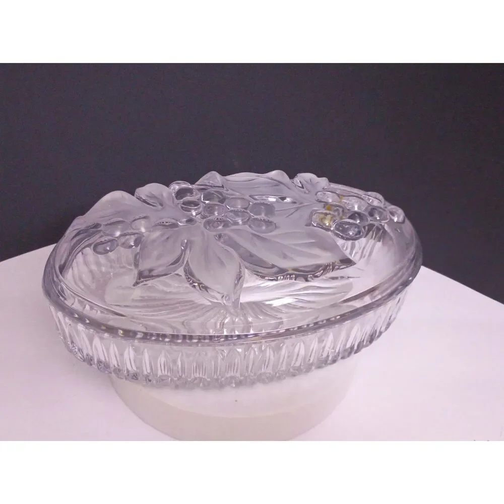 Studio Nova by Mikasa Napa Valley Grape Leaf Design Vintage Crystal Covered Dish